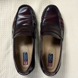 Men’s burgundy color penny loafer shoes